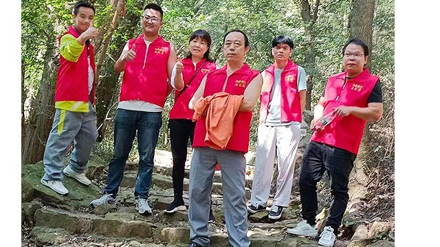 科鼎國慶假期科鼎數(shù)控團(tuán)建1-登山燒烤篇